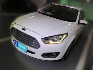 福特福睿斯2015款 1.5L 自动时尚型