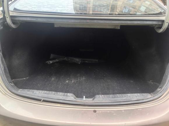 [武汉·鄂A] 二手现代朗动2016款 1.6L 自动尊贵型