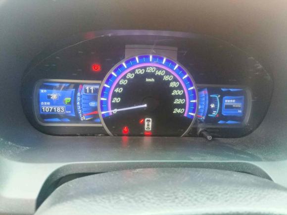 [上海·苏F] 二手比亚迪比亚迪S72015款 2.0T 自动尊贵型