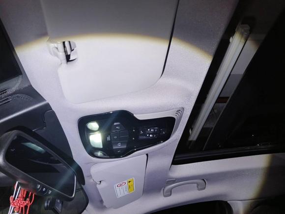 [上海·沪A] 二手阿尔法·罗密欧Stelvio斯坦维2017款 2.0T 200HP 精英版