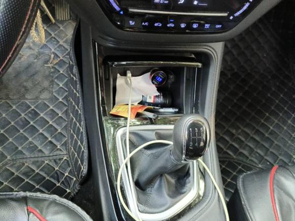 [成都·川A] 二手长安长安CS35PLUS2019款 1.6L 手动悦联升级版