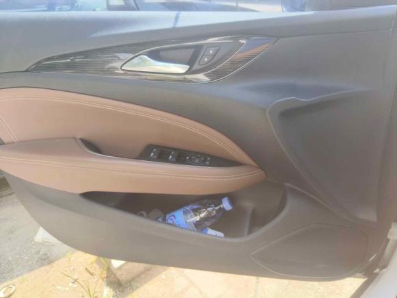 [青岛·鲁L] 二手别克君威2017款 20T 精英型