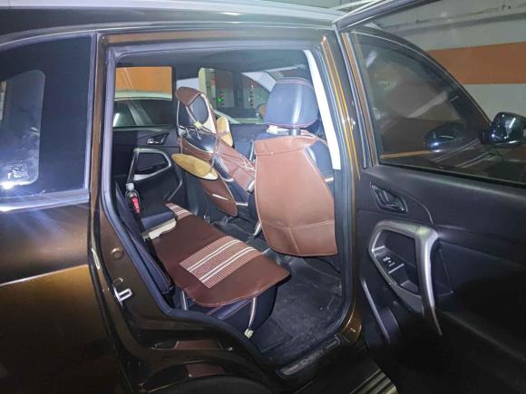 [南通·沪C] 二手奇瑞瑞虎52016款 2.0L 手动家悦信赖版