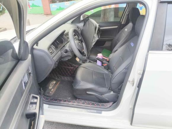 [青岛·鲁B] 二手大众朗逸2015款 1.6L 自动舒适版