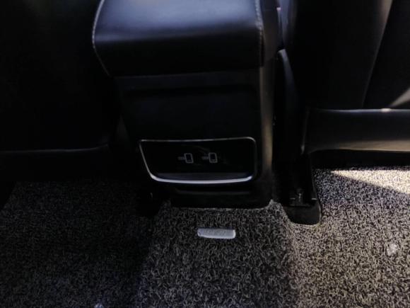 [武汉·鄂A] 二手荣威荣威i52020款 1.5L 自动4G互联领豪旗舰版