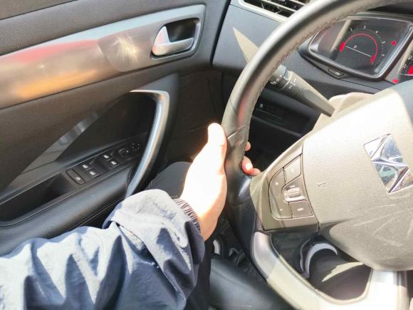 [杭州·沪F] 二手DSDS 5LS2014款 1.8L 雅致版VTi140