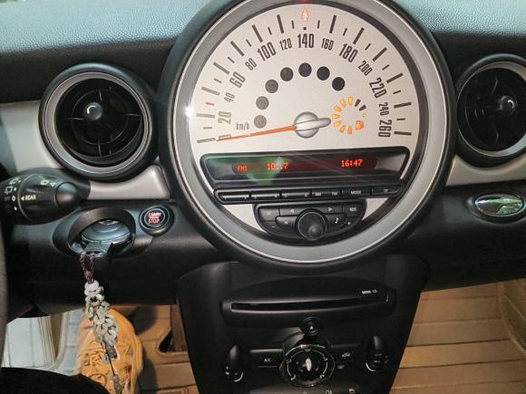 [成都·川A] 二手MINIMINI2011款 1.6L ONE