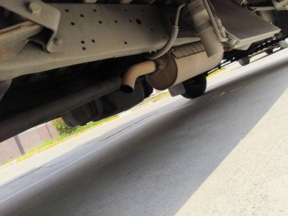 [上海·沪M] 二手依维柯依维柯褒迪2017款 2.5T尊享A37客车高顶6-7座47Z5