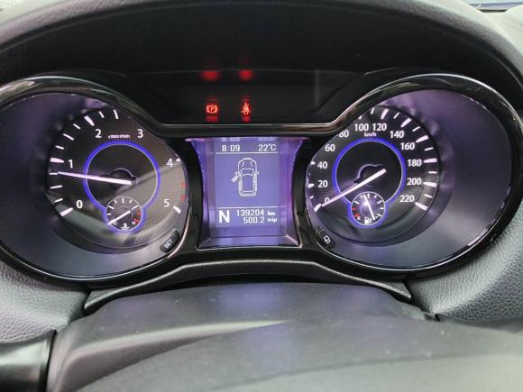 [上海·沪B] 二手江铃驭胜S3502014款 2.4T 自动两驱柴油豪华天窗版7座