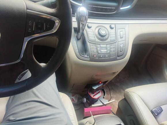 [杭州·浙A] 二手别克别克GL82013款 3.0L XT豪华商务旗舰版