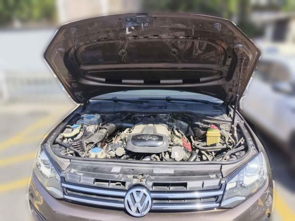 [广州·粤A] 二手大众途锐2011款 3.0TSI 舒适型