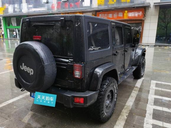 [西安·陕A] 二手Jeep牧马人2015款 2.8TD Sahara 四门舒享版