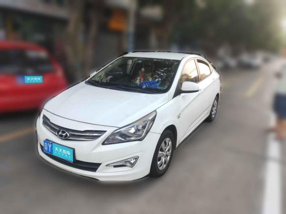 現(xiàn)代瑞納2014款 1.4L 手動(dòng)智能型GLS「佛山二手車(chē)」「天天拍車(chē)」