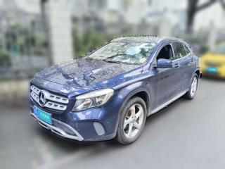 奔驰奔驰GLA2018款 GLA 200 动感型