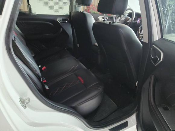 [济南·鲁A] 二手东南东南DX32016款 1.5T CVT旗舰型