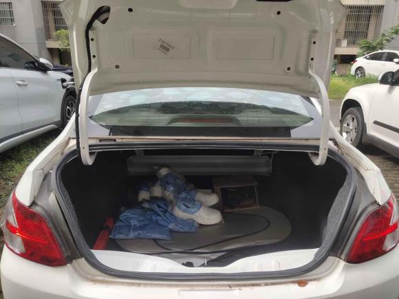 [苏州·苏E] 二手标致标致3012014款 1.6L 手动舒适版