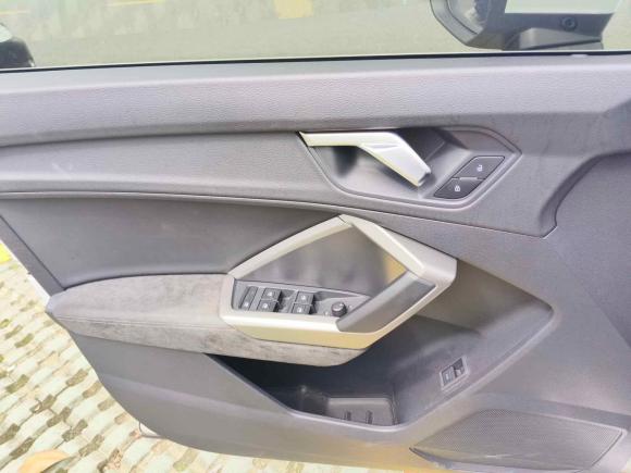 [苏州·苏U] 二手奥迪奥迪Q32019款 35 TFSI 进取动感型