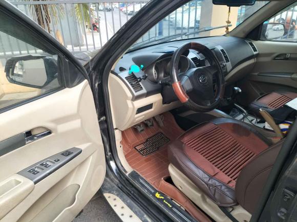 [南昌·赣M] 二手陆风陆风X82012款 探索版 2.0T 柴油4X2豪华型