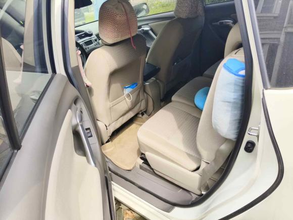 [上海·闽A] 二手丰田逸致2012款 180E CVT精英多功能版