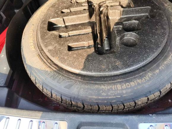 [上海·赣F] 二手众泰众泰T7002017款 1.8T 双离合尊贵型