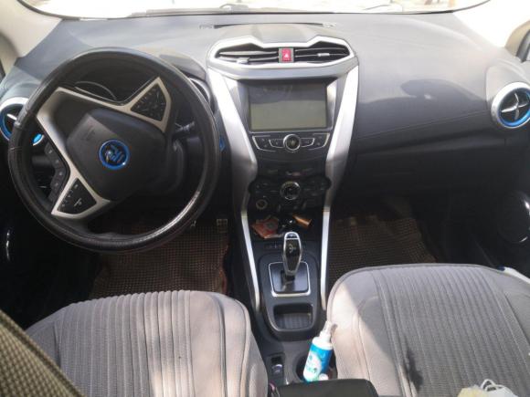 [济南·鲁A] 二手比亚迪元新能源2018款 EV360 智联炫酷型