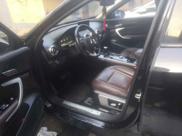 [南京·苏A] 二手魏牌魏牌 VV72017款 2.0T 旗舰型