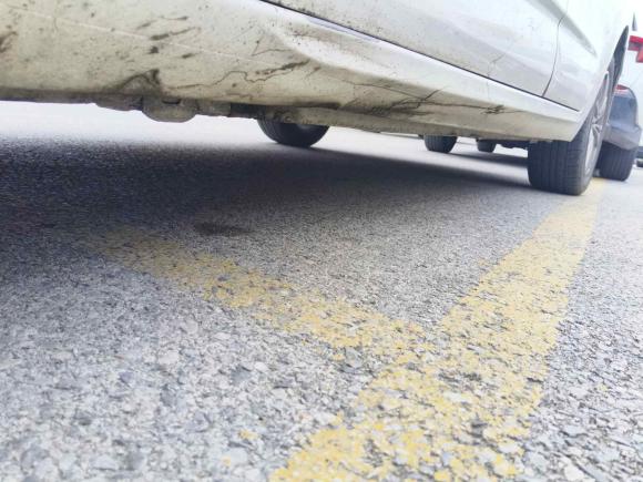 [上海·沪C] 二手雪铁龙雪铁龙C4L2015款 1.2T 手动豪华版