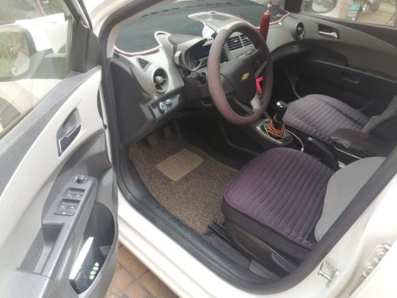 [济南·鲁A] 二手雪佛兰爱唯欧2011款 三厢 1.4L MT SE