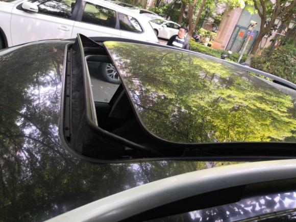 [上海·沪K] 二手大众途观2010款 2.0TSI 自动四驱旗舰版