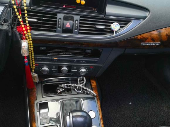 [无锡·苏B] 二手奥迪奥迪A72012款 3.0TFSI quattro舒适型