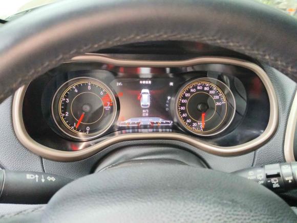 [成都·川A] 二手Jeep自由光2016款 2.4L 领先智能版