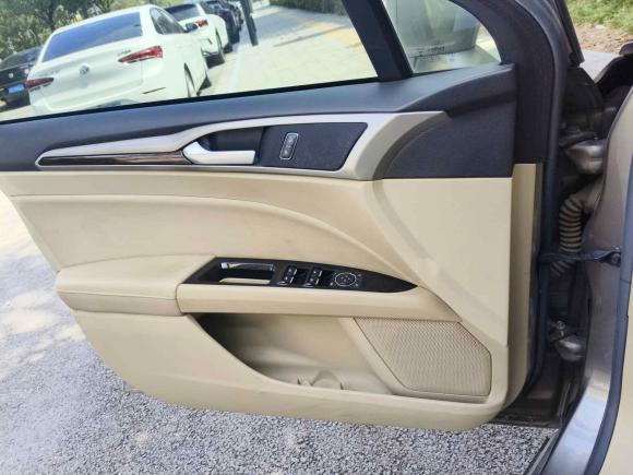 [无锡·苏B] 二手福特蒙迪欧2013款 2.0L GTDi200时尚型