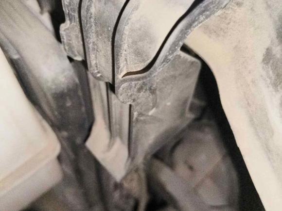 [南京·苏A] 二手江铃驭胜S3502013款 2.4T 两驱特装版