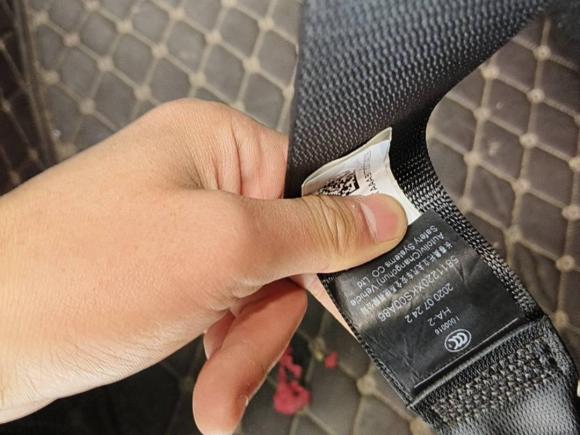 [青岛·鲁B] 二手魏牌魏牌 VV62020款 2.0T 两驱智护+