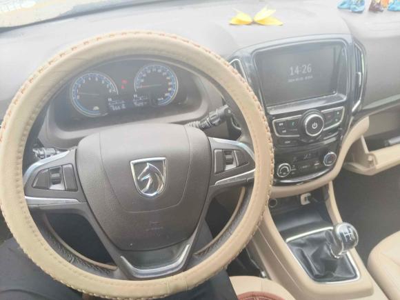 [宁波·浙B] 二手宝骏宝骏7302014款 1.5L 手动豪华导航ESP版 7座