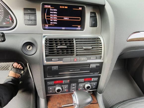 [成都·川A] 二手奥迪奥迪Q72011款 3.0 TFSI 技术型(245kW)