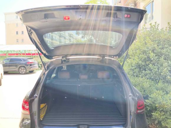 [北京·京A] 二手奔驰奔驰GLC2022款 改款 GLC 260 L 4MATIC 豪华型