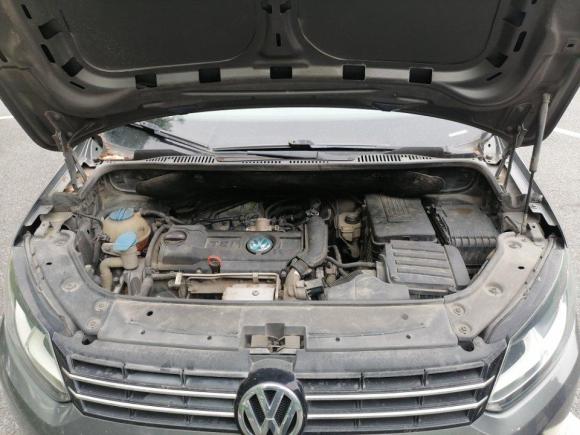 [上海·苏E] 二手大众途安2011款 1.4T DSG智雅版5座