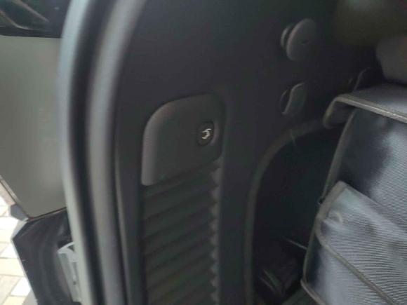 [上海·皖A] 二手Jeep大切诺基2016款 3.0L 舒享导航版