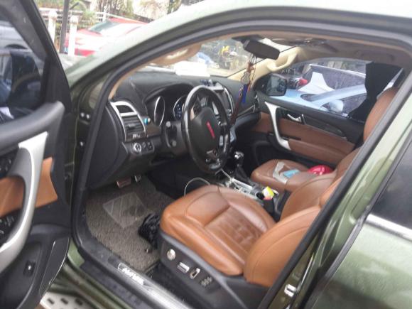 [金华·浙G] 二手哈弗哈弗H92015款 2.0T 四驱豪华型 7座