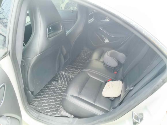 [深圳·粤B] 二手奔驰奔驰CLA2017款 CLA 200 时尚型