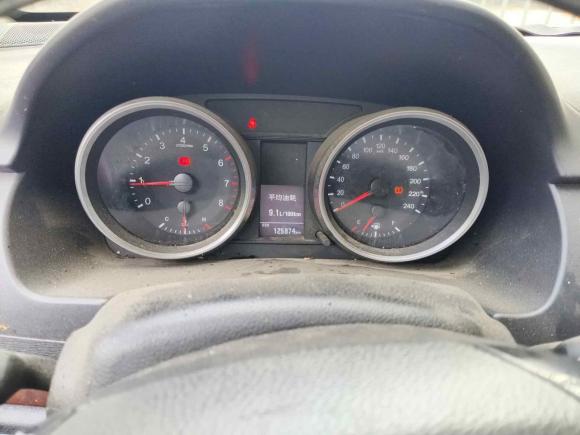 [无锡·苏B] 二手哈弗哈弗H62015款 改款 运动版 1.5T 手动两驱精英型