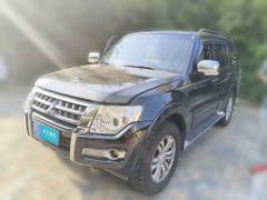 [南京·苏L] 三菱帕杰罗2016款 3.0L 自动尊贵版 国IV