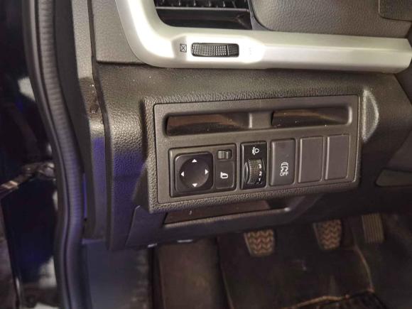 [深圳·粤T] 二手东风风神东风风神AX72015款 2.0L 手动智悦型