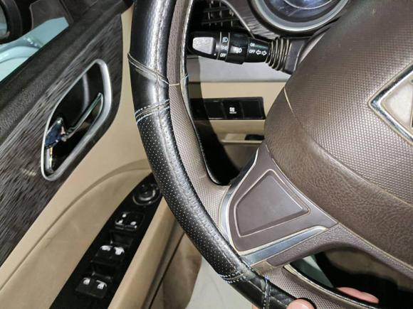 [杭州·浙A] 二手宝骏宝骏7302016款 1.5L 手动标准型 7座