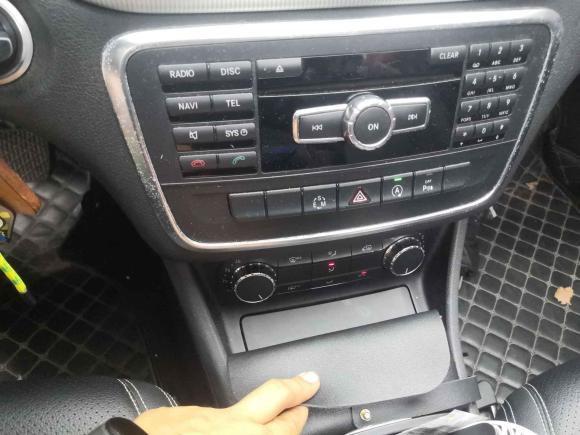 [义乌·浙G] 二手奔驰奔驰GLA2015款 GLA 200 动感型