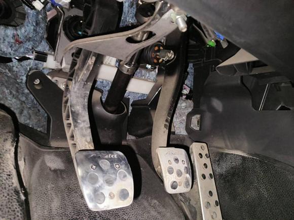 [北京·京A] 二手马自达马自达3 昂克赛拉2014款 三厢 1.5L 手动舒适型