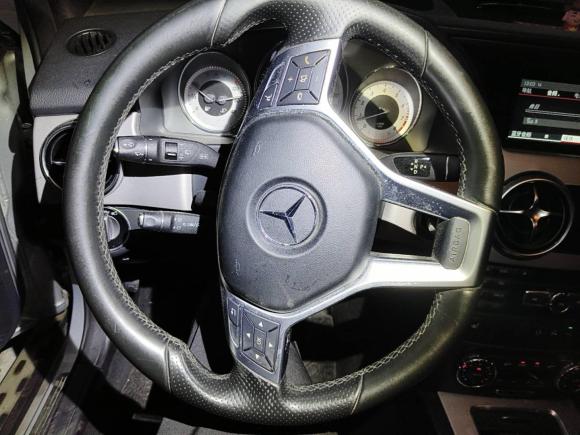 [苏州·苏E] 二手奔驰奔驰GLK级2015款 GLK 260 4MATIC 时尚型 极致版