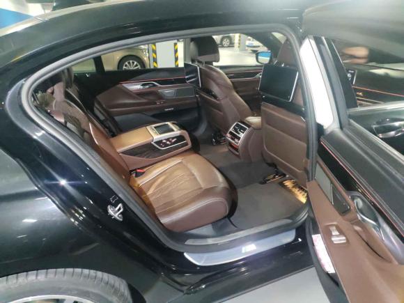 [上海·沪F] 二手宝马宝马7系2018款 740Li 领先型 M运动套装