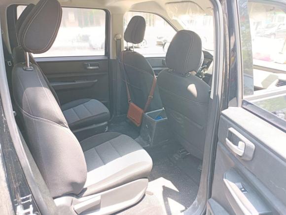 [成都·浙D] 二手五菱汽车五菱宏光PLUS2019款 1.5T 手动舒适型 7座